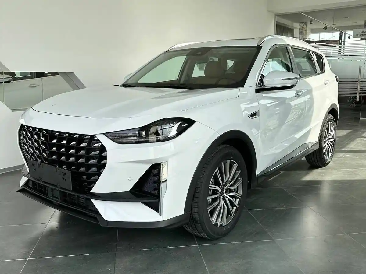Jetour X70 Plus с салона по цене от 1 844 000 рублей